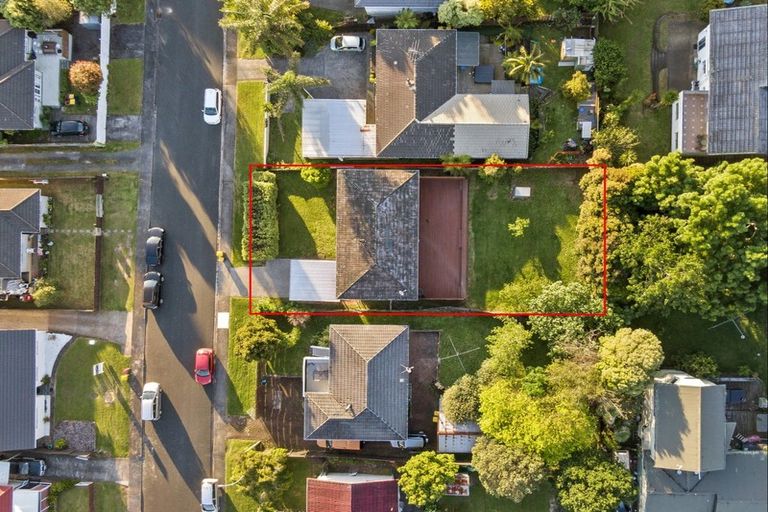 Photo of property in 26 Donovan Avenue, Massey, Auckland, 0614