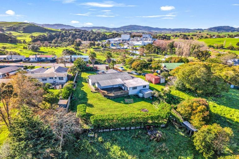 Photo of property in 8 Doctors Hill Road, Maungaturoto, 0520