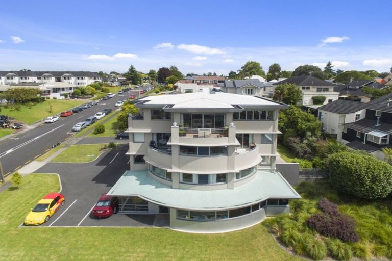 Photo of property in 4/15 Sixth Avenue, Tauranga, 3110