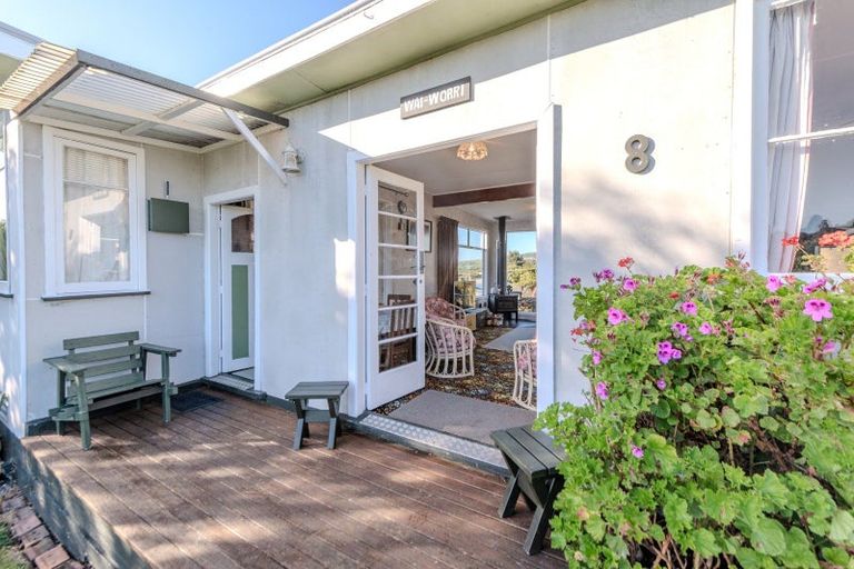 Photo of property in 8 Matai Street, Kaka Point, 9271
