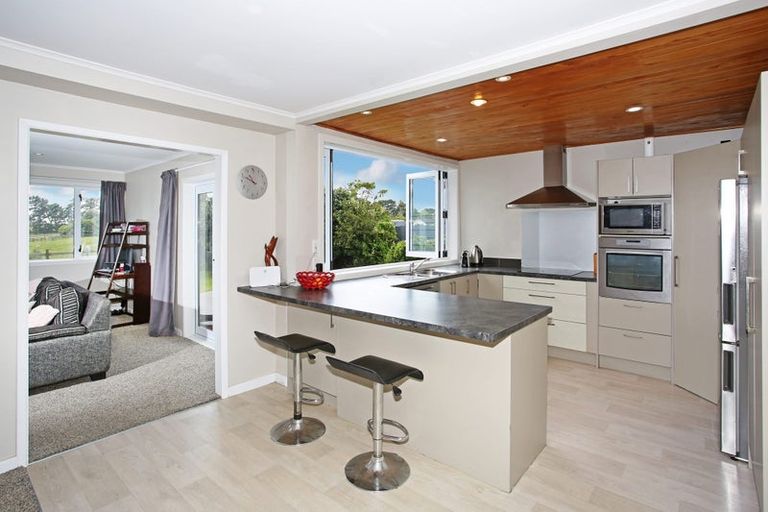 Photo of property in 20 Buchanan Road, Kingseat, Papakura, 2580