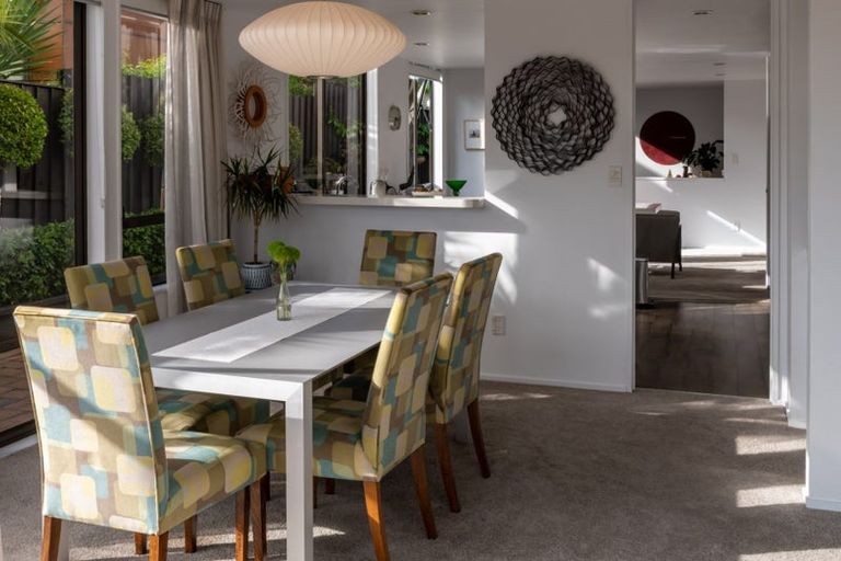 Photo of property in 1/12 Craig Road, Milford, Auckland, 0620