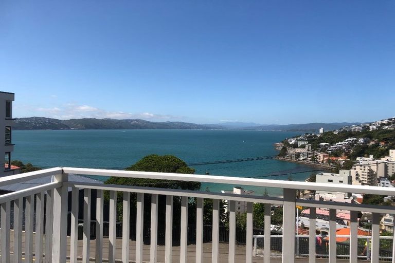 Photo of property in 5 Moeller Street, Mount Victoria, Wellington, 6011