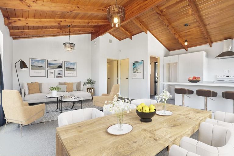 Photo of property in 4/3 Henry Street, Avondale, Auckland, 1026