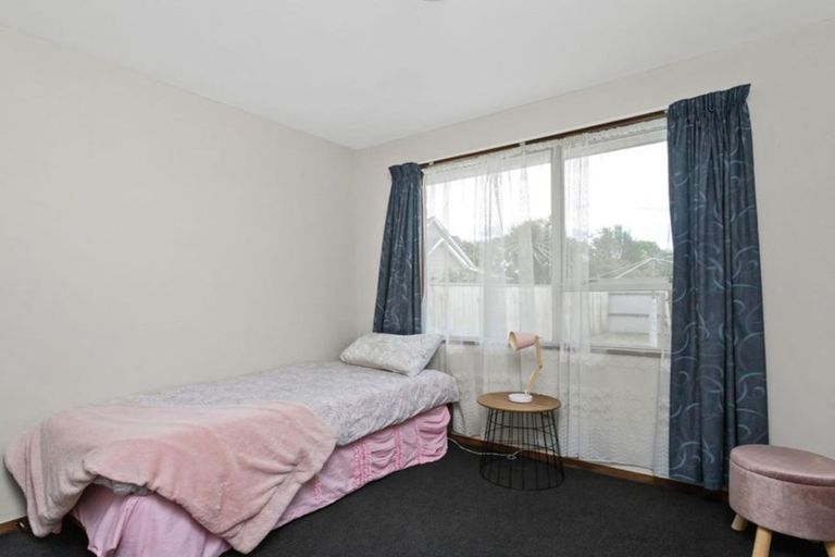 Photo of property in 11 Thorness Street, Avondale, Christchurch, 8061