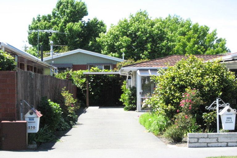 Photo of property in 2/290 Avonhead Road, Avonhead, Christchurch, 8042