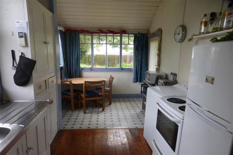 Photo of property in 125 Holly Road, St Albans, Christchurch, 8014