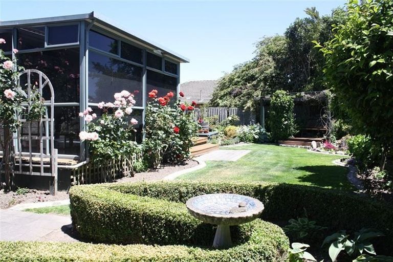 Photo of property in 2/456 Main South Road, Hornby, Christchurch, 8042