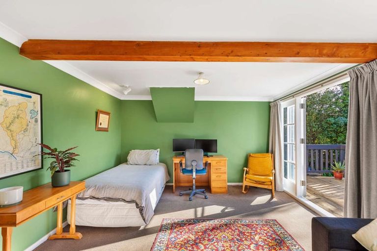 Photo of property in 1 Durie Vale Road, Durie Hill, Whanganui, 4500