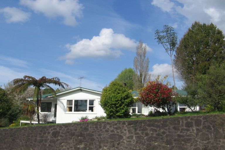 Photo of property in 36 Selwyn Road, Lynmore, Rotorua, 3010