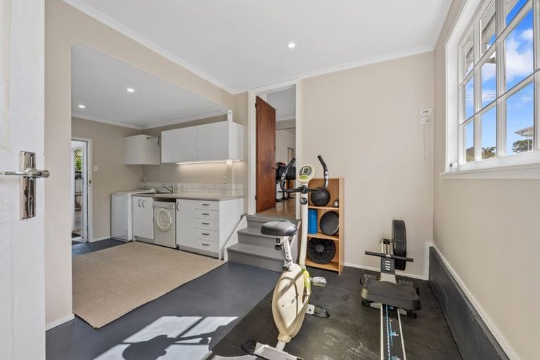 Photo of property in 13 Karaka Street, Helensville, 0800