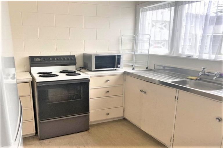 Photo of property in 13/6-8 Keys Street, Elderslea, Upper Hutt, 5018