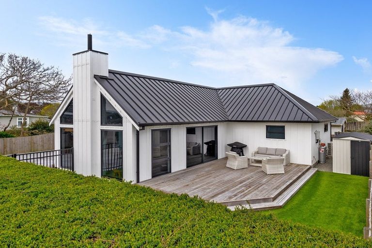 Photo of property in 30 Princess Street, Martinborough, 5711