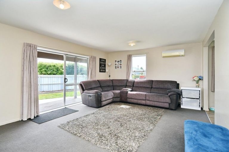 Photo of property in 50 Richill Street, Belfast, Christchurch, 8051