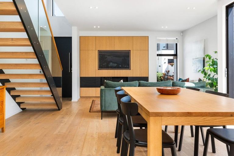 Photo of property in 52b Innes Road, St Albans, Christchurch, 8052