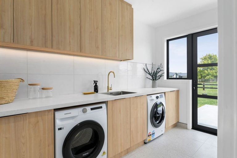 Photo of property in 59 Greenkeeper Lane, Ngahinapouri, 3882