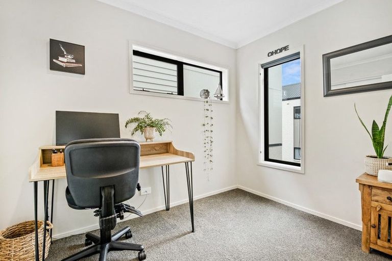 Photo of property in 7 Glidepath Road, Hobsonville, Auckland, 0616