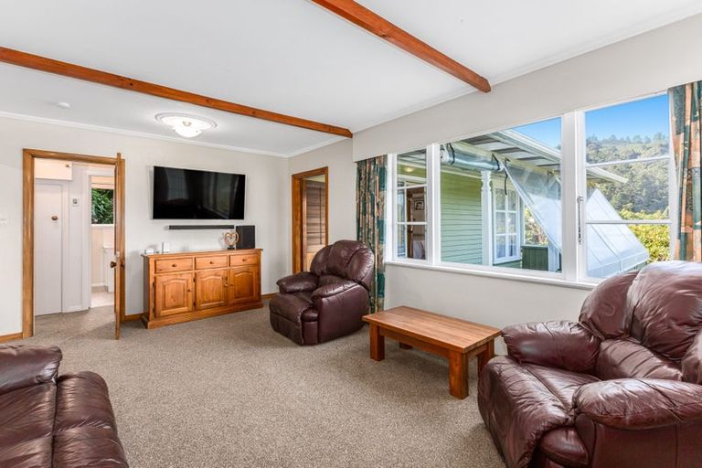 Photo of property in 43 Moores Valley Road, Wainuiomata, Lower Hutt, 5014