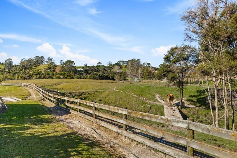 Photo of property in 246 Blackbridge Road, Dairy Flat, Albany, 0794