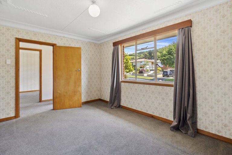 Photo of property in 112 Centennial Avenue, Helensburgh, Dunedin, 9010