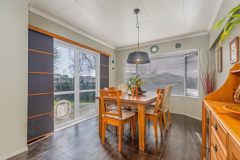 Photo of property in 19 Humphries Place, Awapuni, Palmerston North, 4412