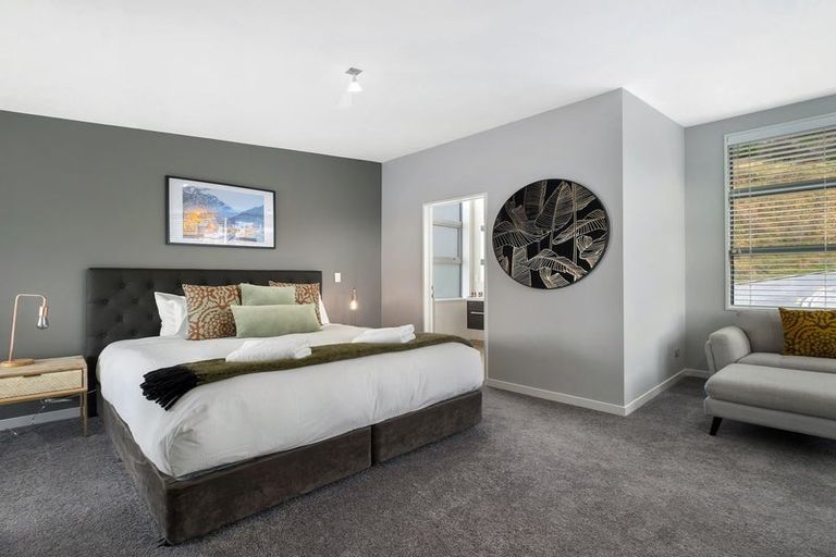 Photo of property in 1/11 Gum Lane, Queenstown, 9300