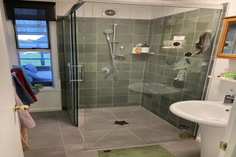 Photo of property in 66 London Street, Hampden, 9410