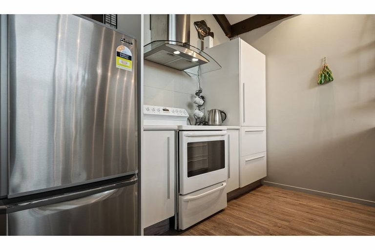 Photo of property in 1/7 Glenys Place, Broomfield, Christchurch, 8042