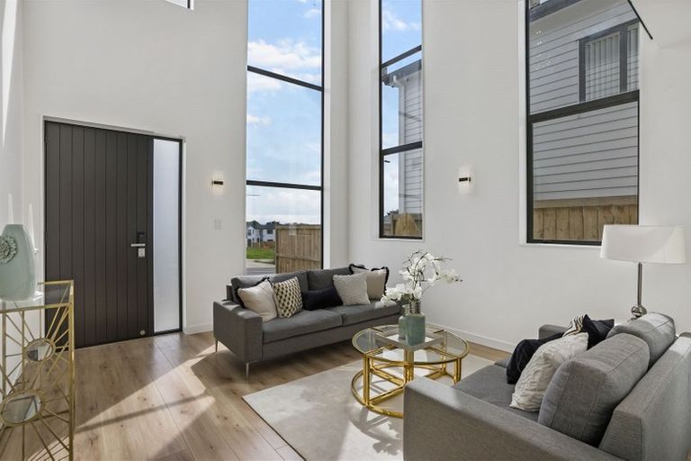 Photo of property in 4 Matahae Drive, Flat Bush, Auckland, 2019