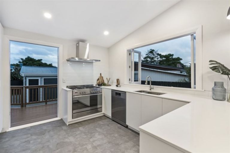 Photo of property in 38 Leslie Avenue, Sandringham, Auckland, 1025