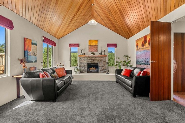 Photo of property in 36 Grey Street, Martinborough, 5711