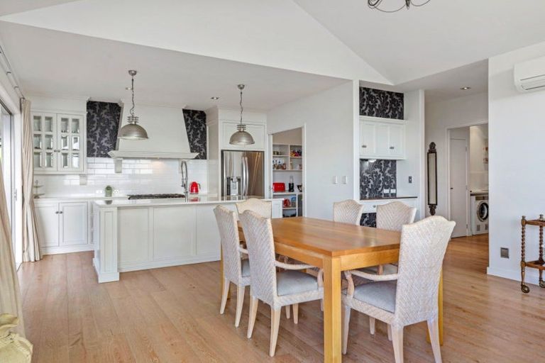 Photo of property in 22 Estuary View Road, Welcome Bay, Tauranga, 3112