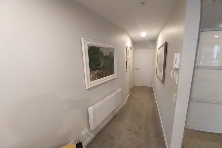 Photo of property in Pinnacle Apartments, E501/160 Victoria Street, Te Aro, Wellington, 6011