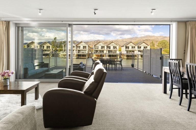 Photo of property in 21a Perriam Place, Mount Pisa, Cromwell, 9383