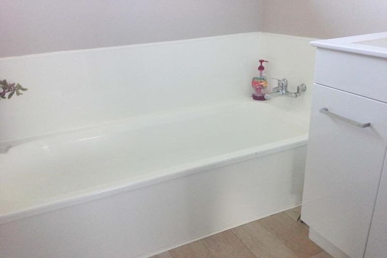 Photo of property in 44 Glamis Avenue, Bell Block, New Plymouth, 4312