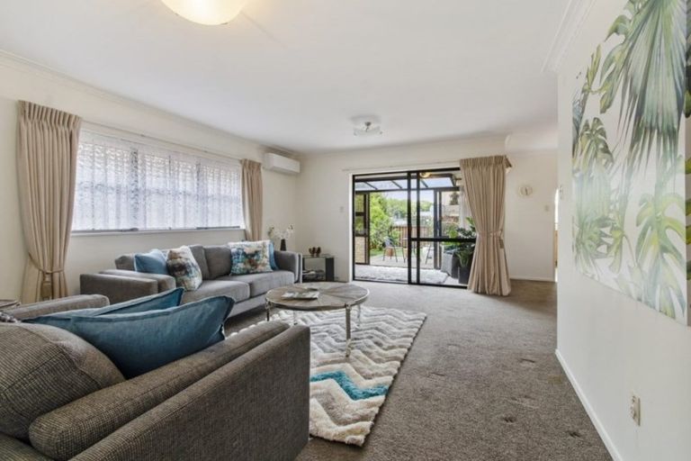 Photo of property in 8b Wellington Street, Papakura, 2110