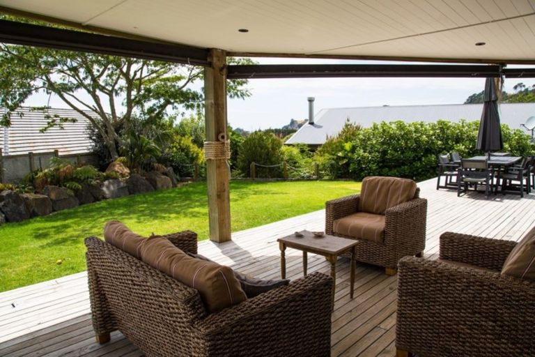 Photo of property in 19 Emmerdale Drive, Hahei, Whitianga, 3591