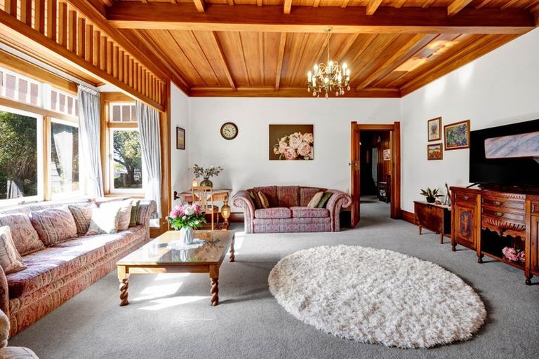 Photo of property in 16 Fairfield Road, Hawera, 4610