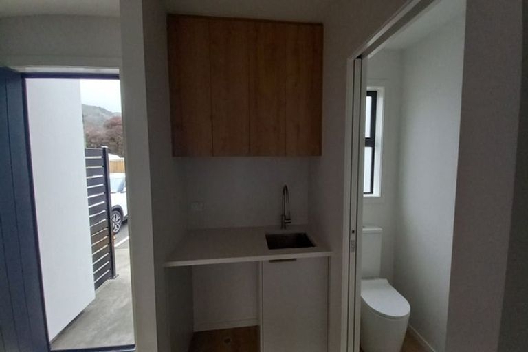 Photo of property in 7/240 Stokes Valley Road, Stokes Valley, Lower Hutt, 5019