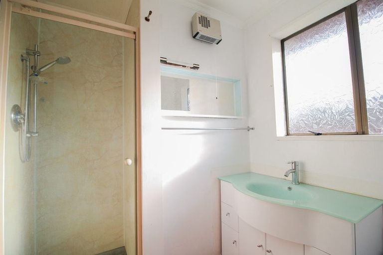 Photo of property in 15 Blackwater Street, Bluff, 9814