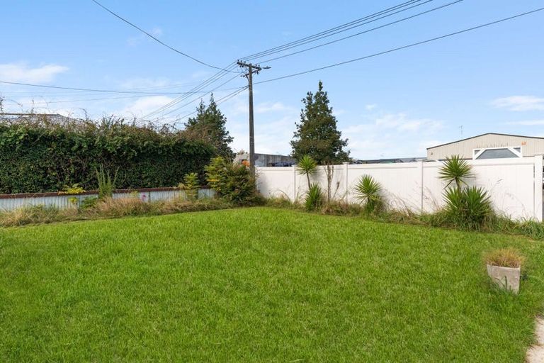 Photo of property in 64 Higgins Road, Frankton, Hamilton, 3204