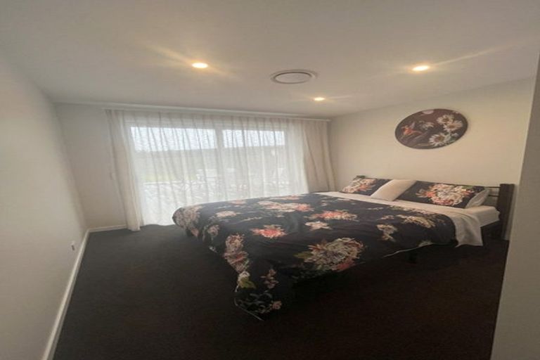 Photo of property in 21 Read Crescent, Clive, 4102