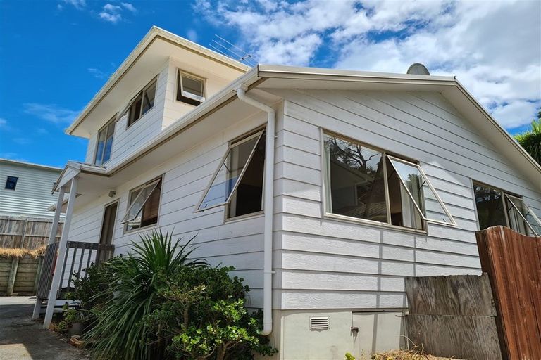 Photo of property in 36 Shadon Place, Stanmore Bay, Whangaparaoa, 0932