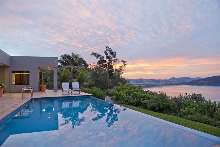 Photo of property in 73 Radar Road, Hot Water Beach, Whitianga, 3591