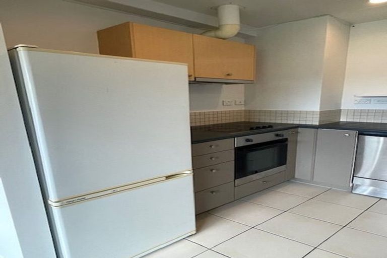 Photo of property in Albany Central, 2d/210 Dairy Flat Highway, Albany, Auckland, 0632