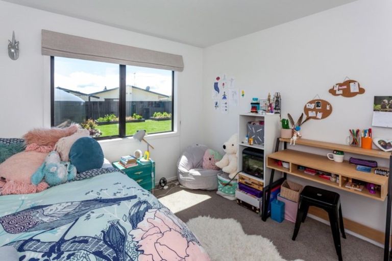 Photo of property in 18 Navigation Drive, Cooks Beach, Whitianga, 3591