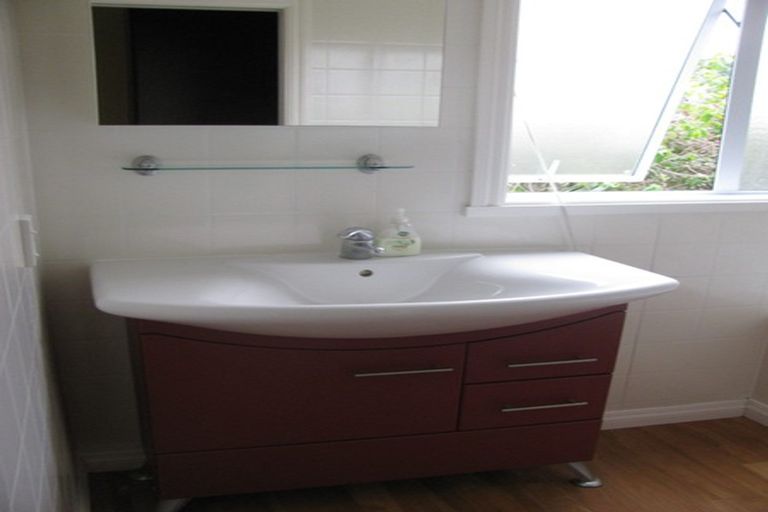 Photo of property in 7 Ombersley Terrace, Opawa, Christchurch, 8023