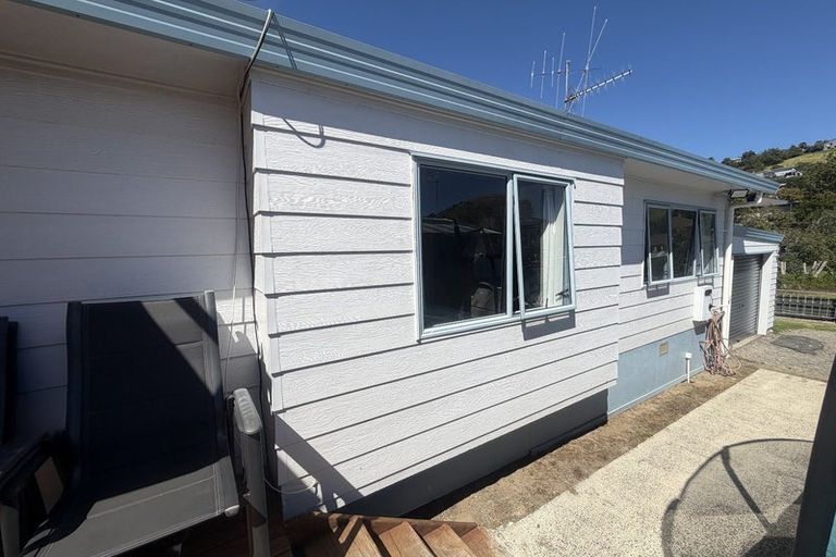 Photo of property in 6 Farrow Way, Welcome Bay, Tauranga, 3112