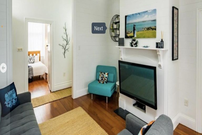 Photo of property in 3 Aorangi Terrace, Thorndon, Wellington, 6011