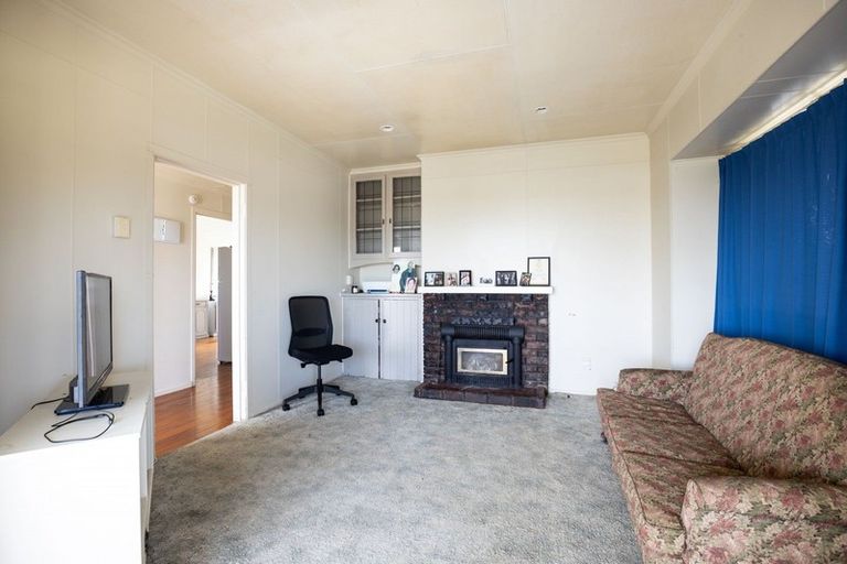 Photo of property in 417 Devon Street West, Lynmouth, New Plymouth, 4310